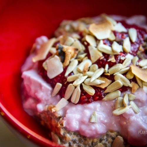 Overnight oatmeal with a variety of toppings.