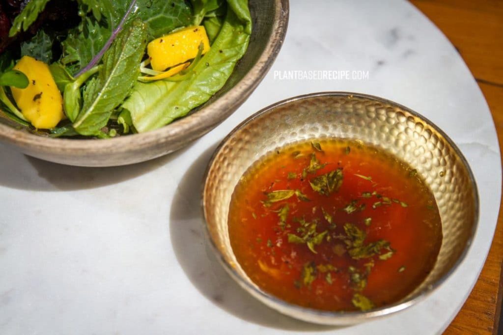 Mint and lemon vinaigrette salad dressing (Vegan, No oil)