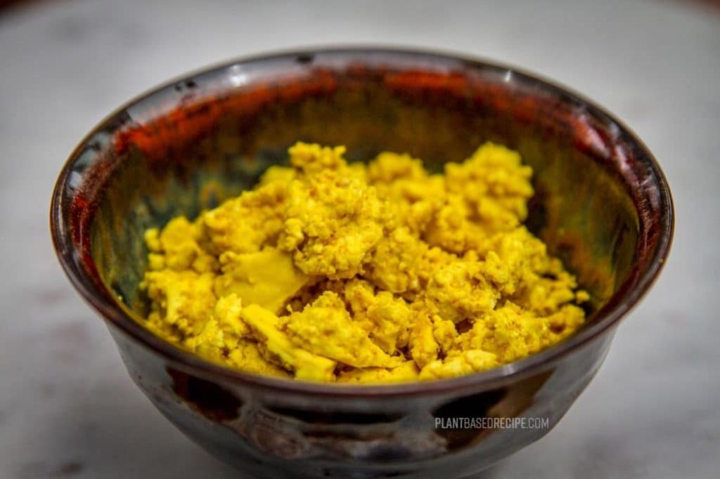 Lemongrass tofu scramble (Low Fat, Vegan)