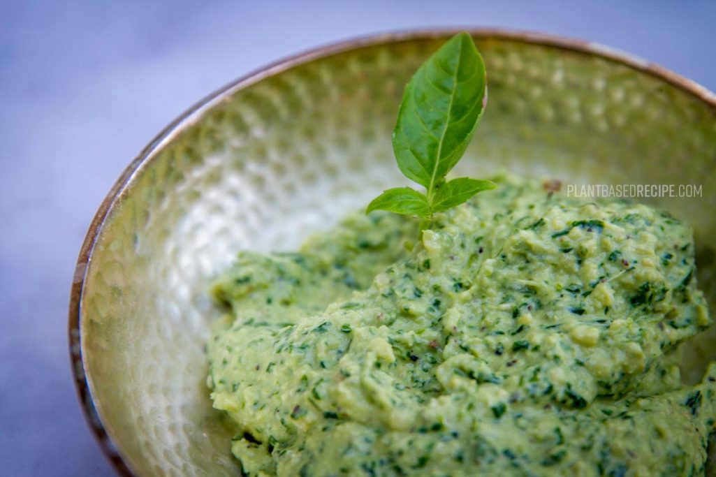 Basil pesto is no oil, but spreadable and creamy.