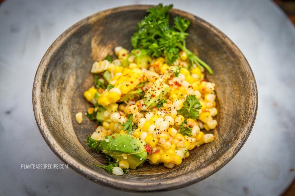 Sweet corn from the cob salad (vegan and oil-free).