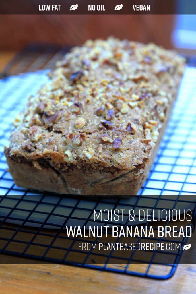 Moist and delicious walnut banana bread (no oil, low fat, vegan