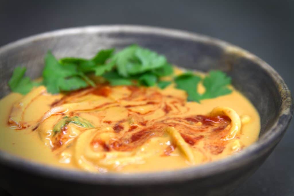 Easy oil free vegan recipe for thai peanut noodle soup.