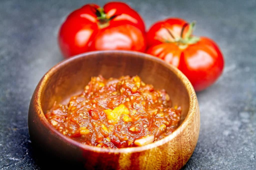 Tomato jam with goldenberries and chia seeds.